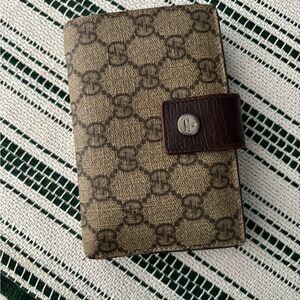 Gucci Supreme GG Monogram Canvas Kisslock Coin Wallet Beige Authentic